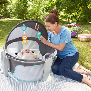 Like New/Unboxed- Fisher-Price Hexagons On-the-Go Baby Dome (Grey)